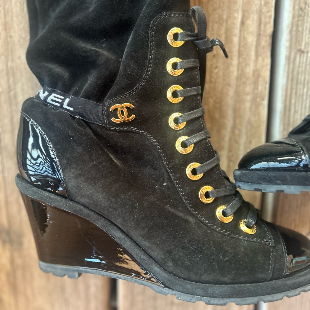 CHANEL Black Lace-Up Knee-High Boots - Picture 3 of 5